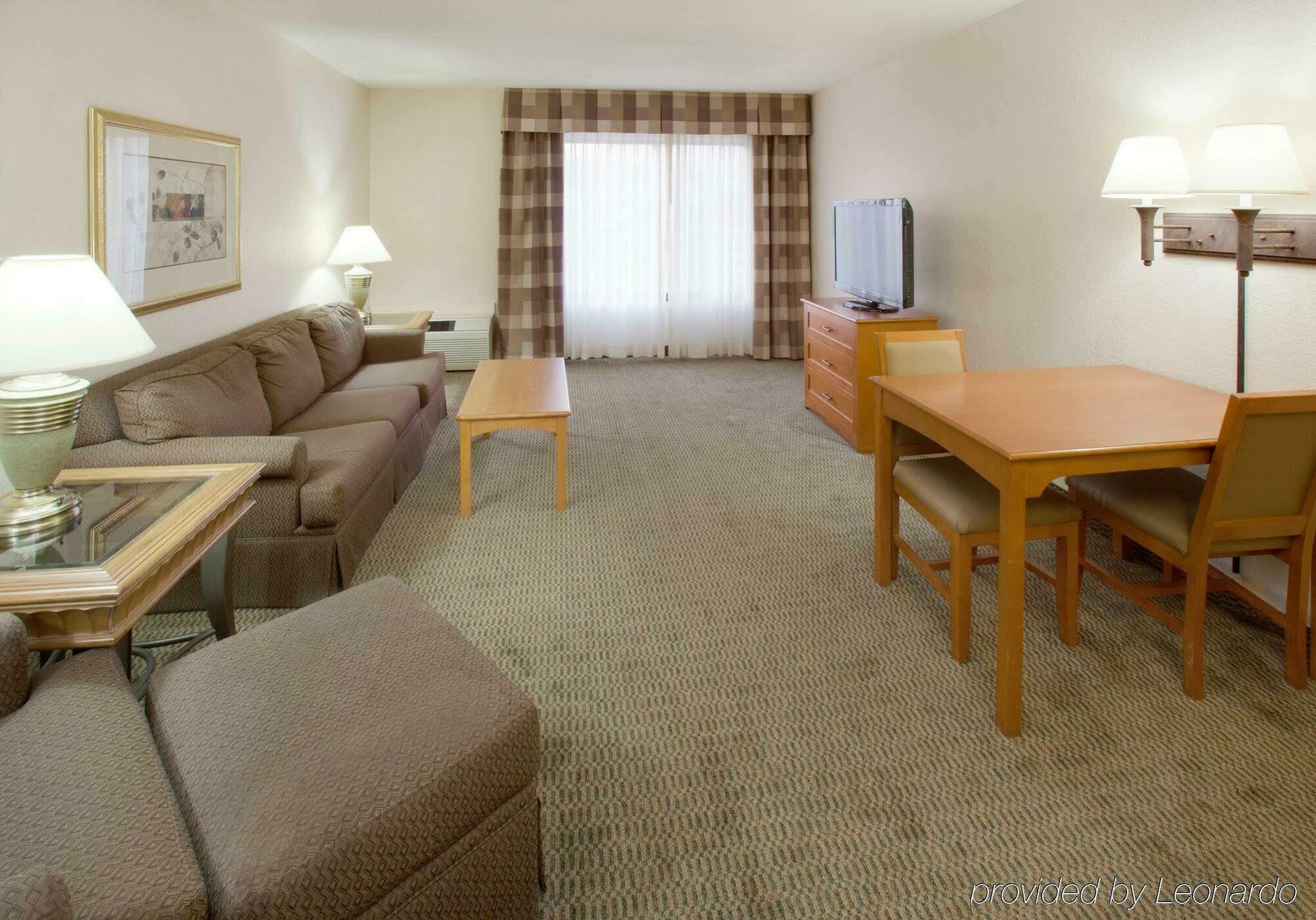 Holiday Inn Coralville - Iowa City By Ihg Bagian luar foto