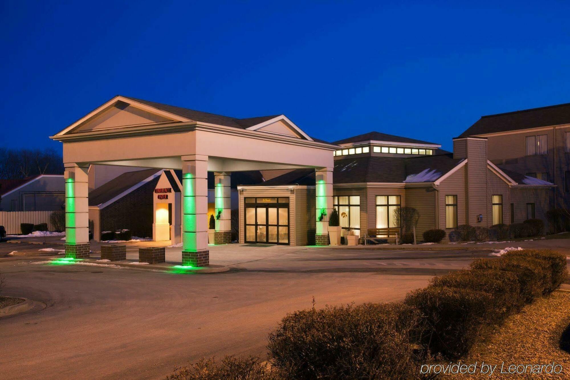 Holiday Inn Coralville - Iowa City By Ihg Bagian luar foto